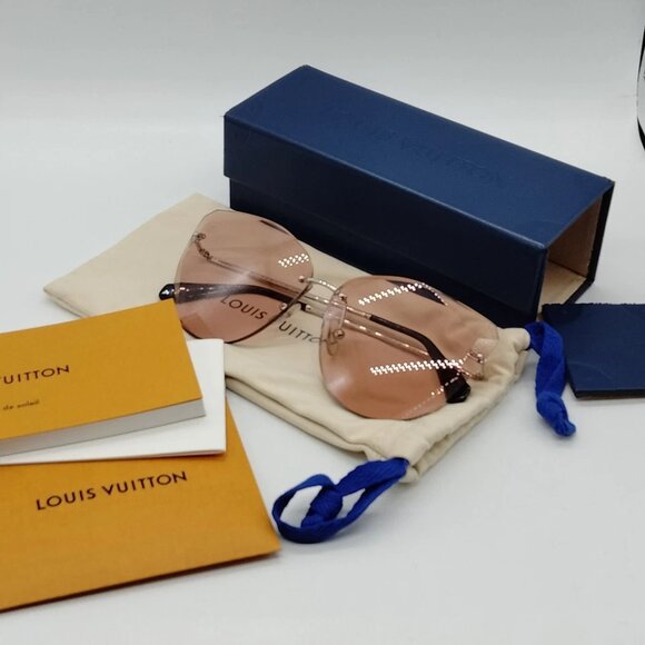 Louis Vuitton Sunglasses Women's Silver 450-060225 - Picture 9 of 9